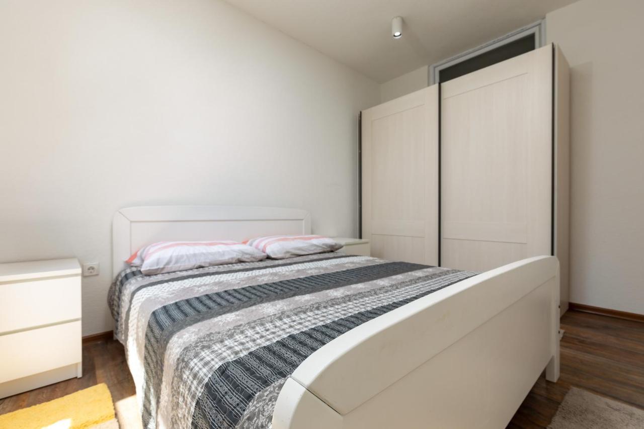 Top Central Apartments Pula Zewnętrze zdjęcie